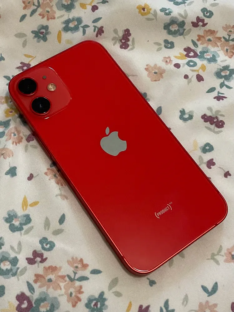 Noah B. with their refurbished iPhone